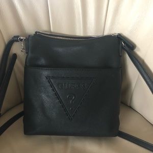 Guess cross body